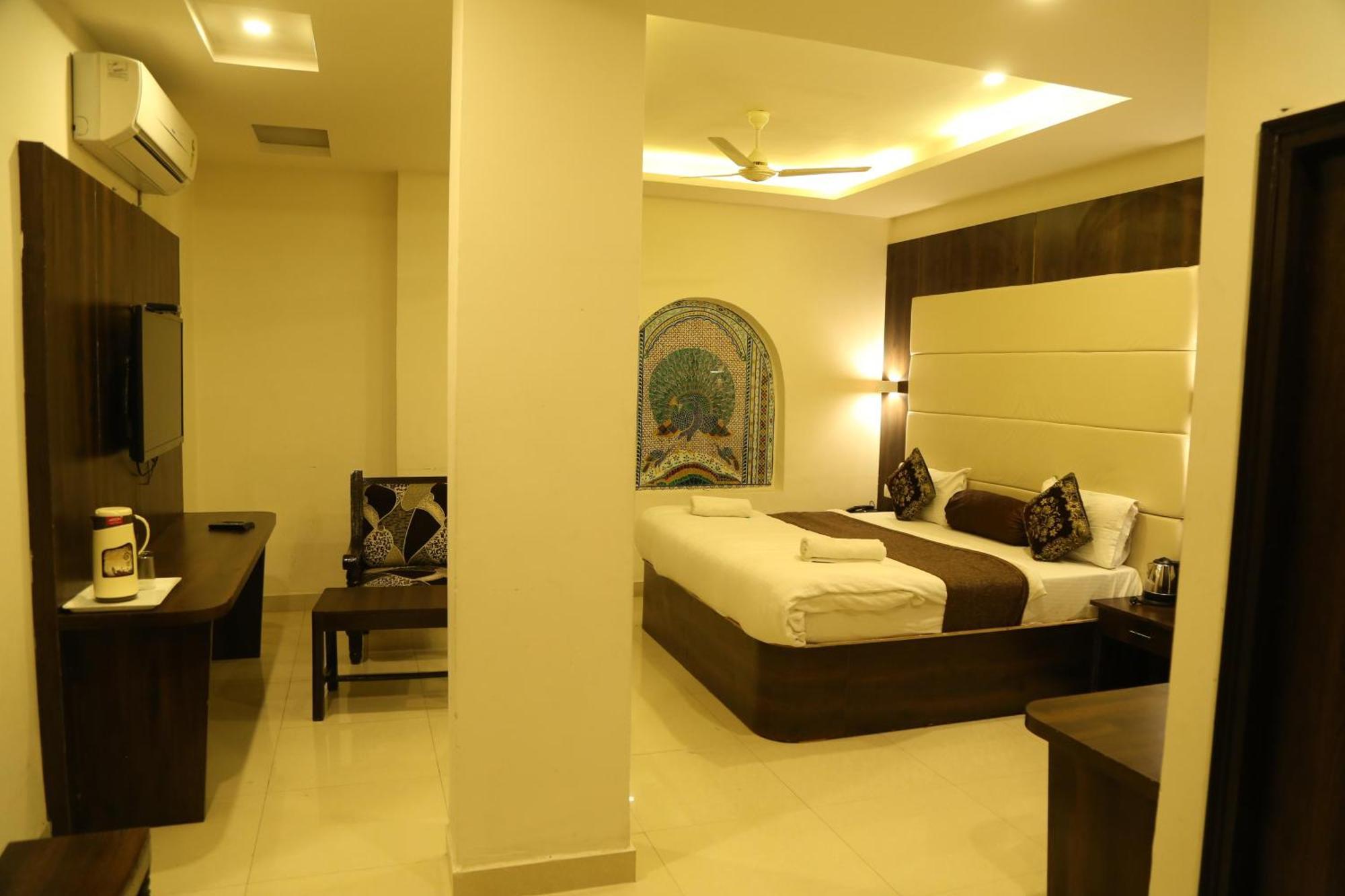 Hotel Krishna Palace 우다이푸르 외부 사진