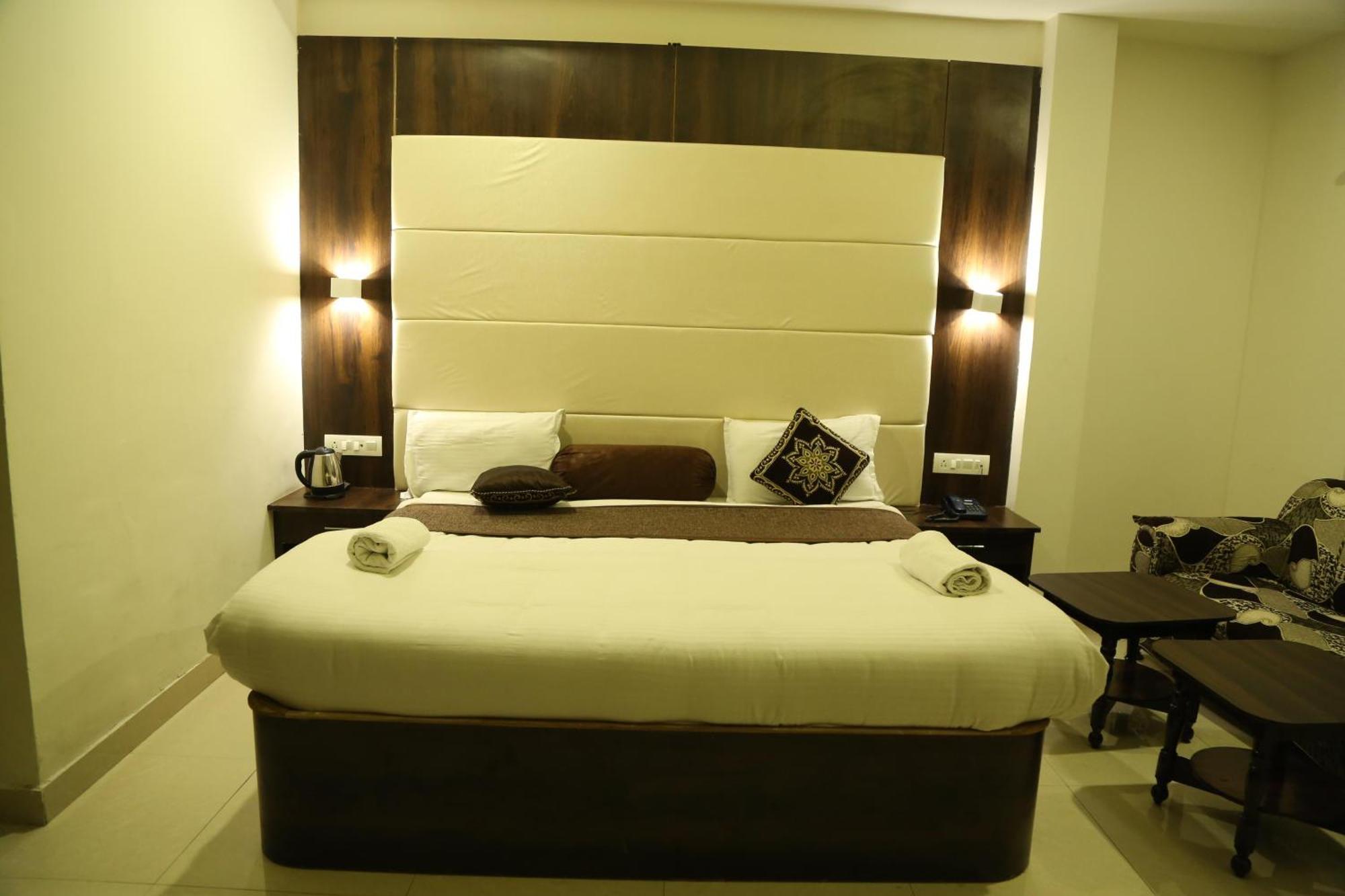 Hotel Krishna Palace 우다이푸르 외부 사진