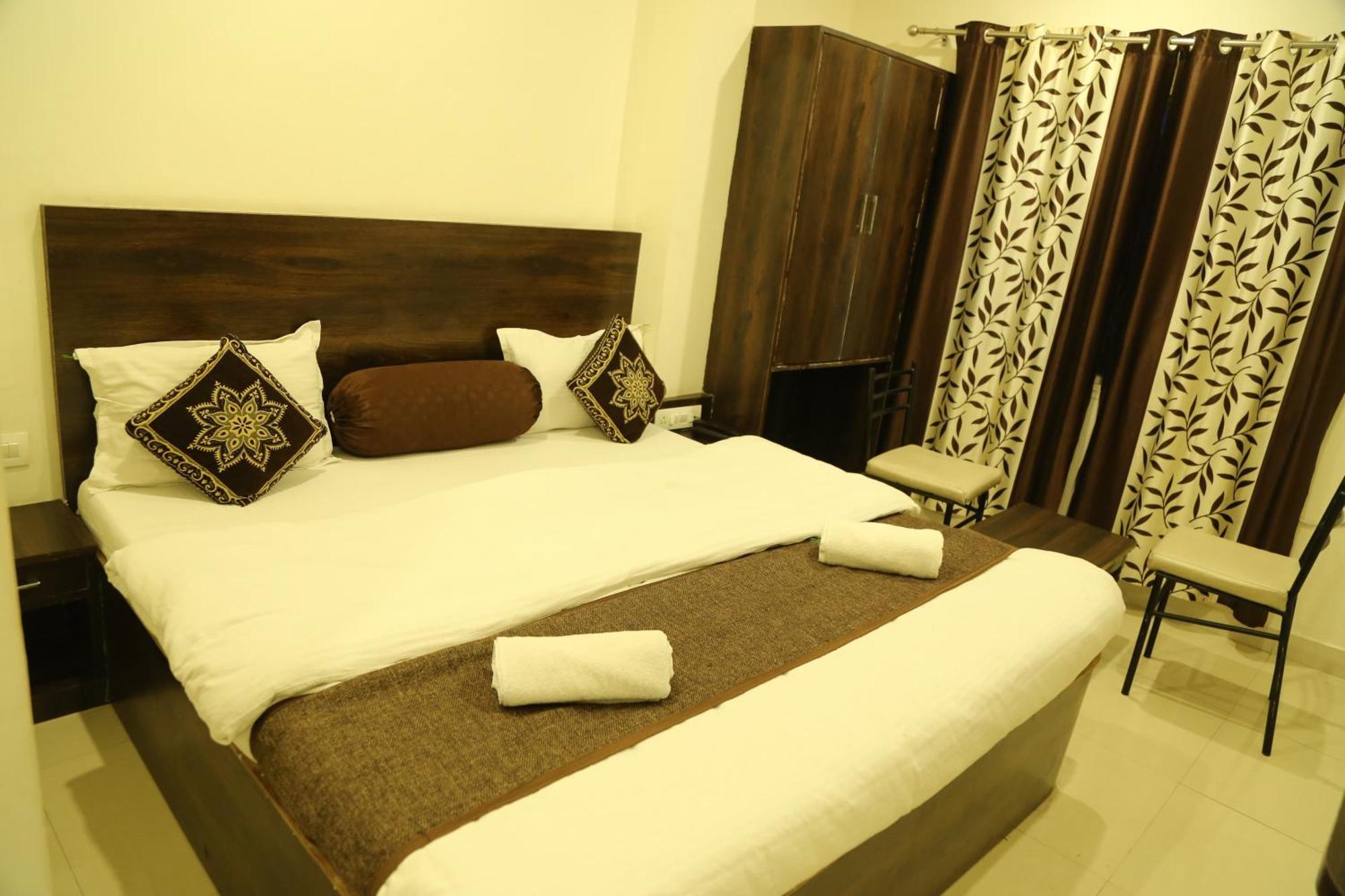 Hotel Krishna Palace 우다이푸르 외부 사진