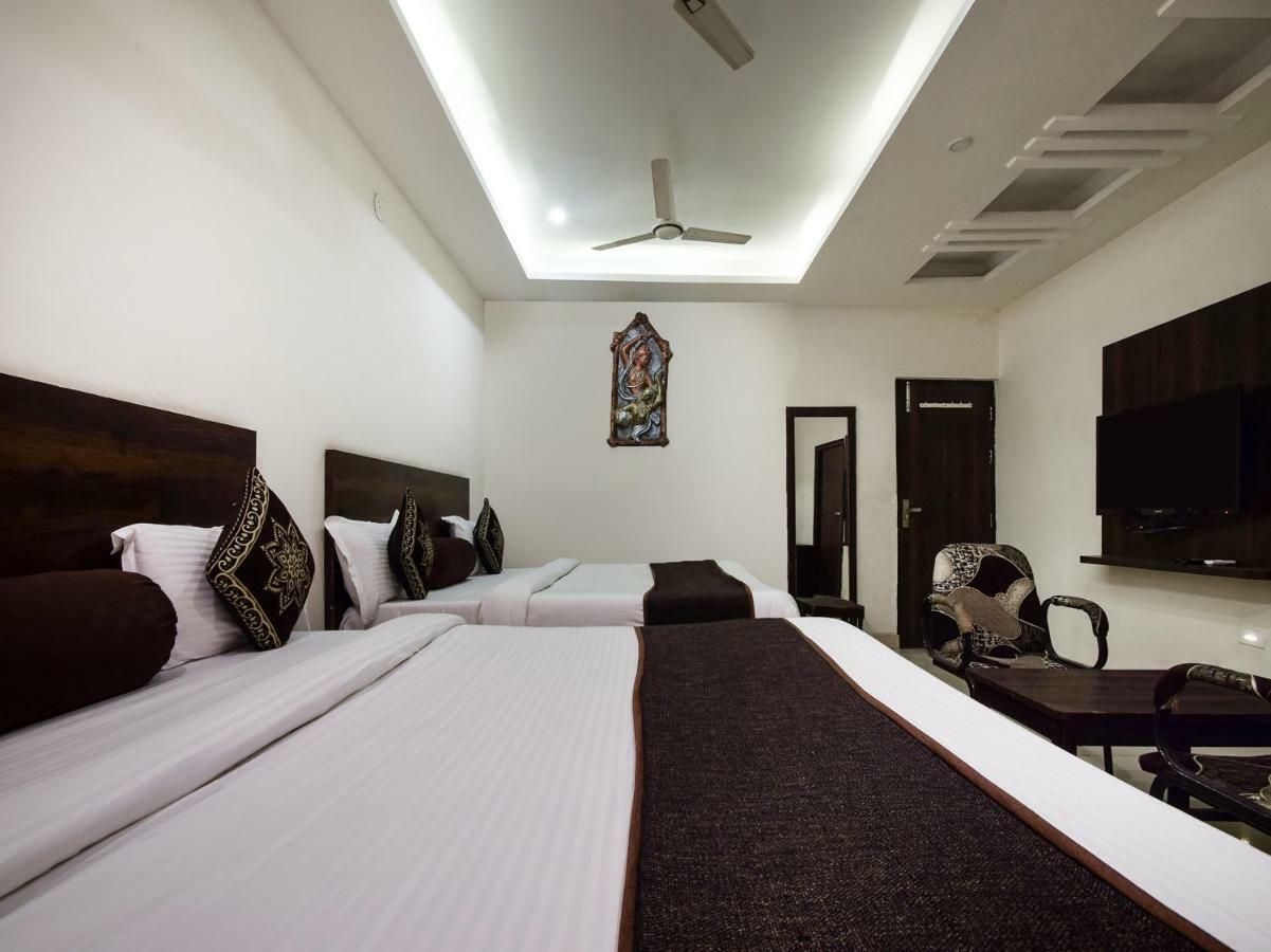 Hotel Krishna Palace 우다이푸르 외부 사진