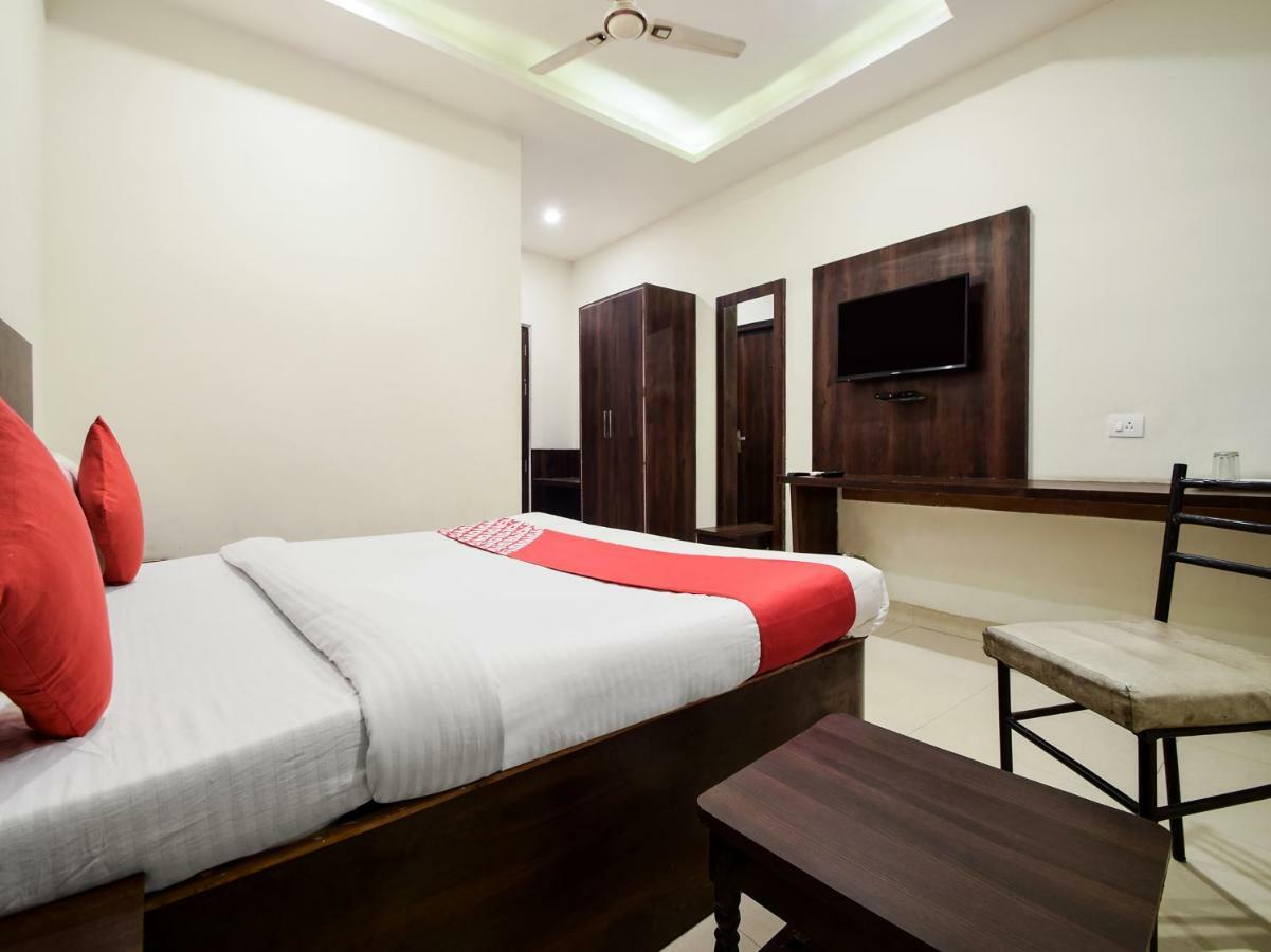 Hotel Krishna Palace 우다이푸르 외부 사진