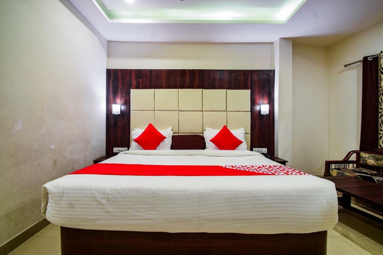 Hotel Krishna Palace 우다이푸르 외부 사진